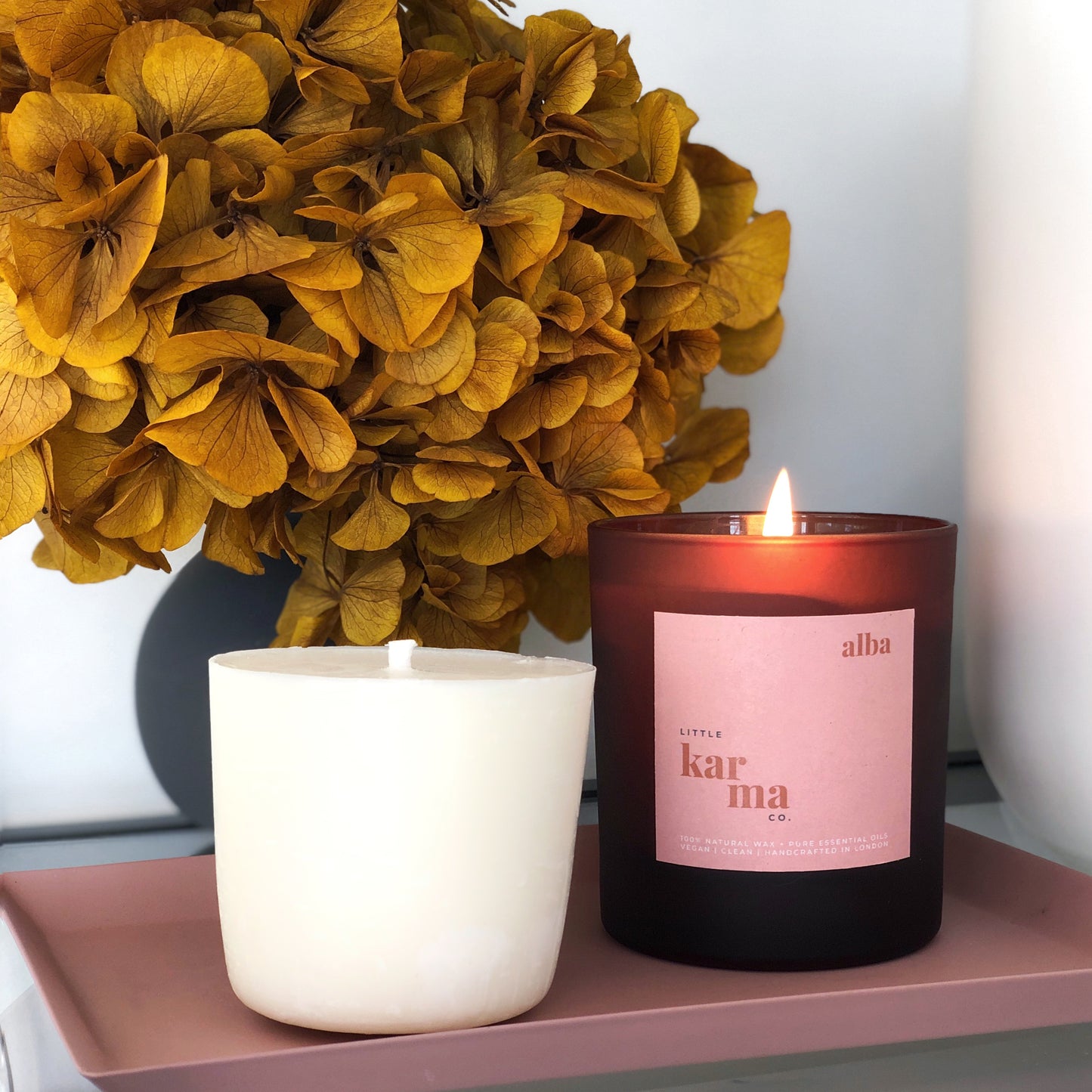 Alba balancing refillable candle