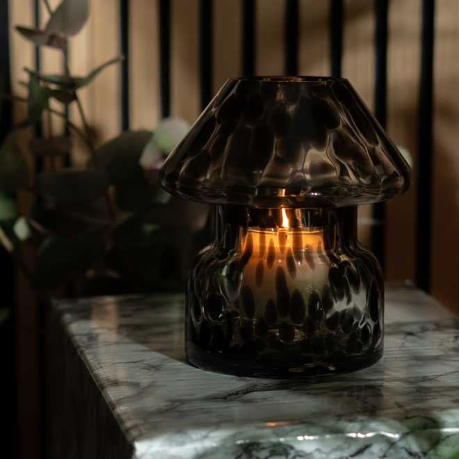 Nordic Noir refillable candle lamp set for minimalist decor fans