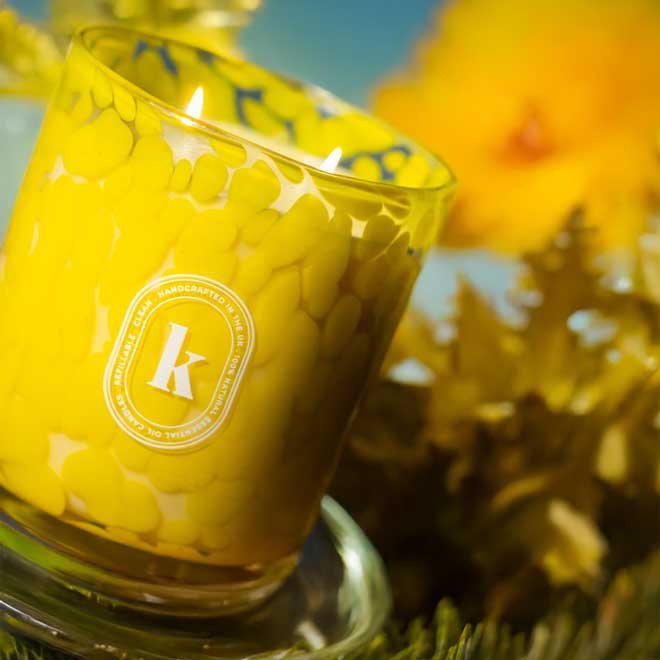 Vespa brightening limited edition 2-wick candle