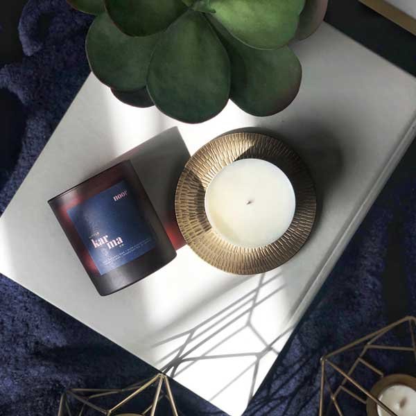 Noor midi refillable candle. Refillable midi scented candles with pure essential oils